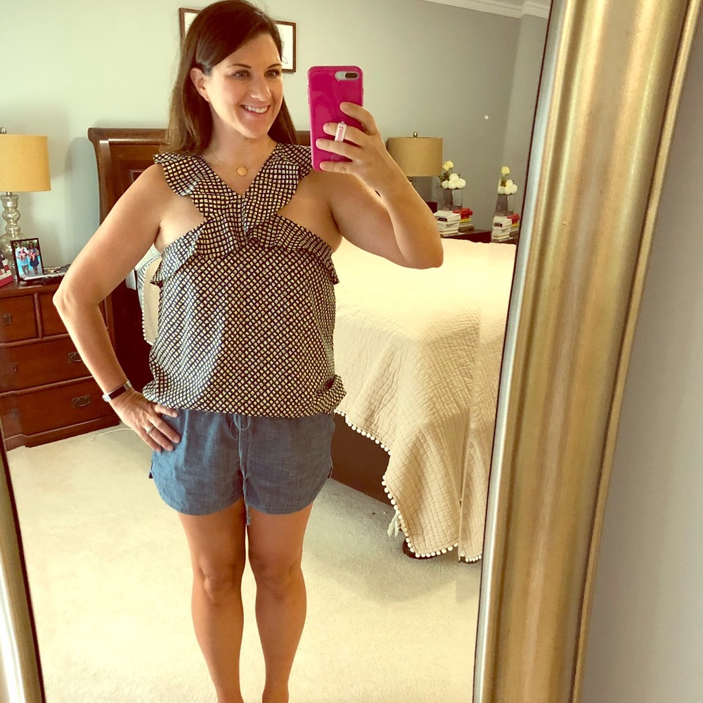 NWOT Banana Republic Silky Top